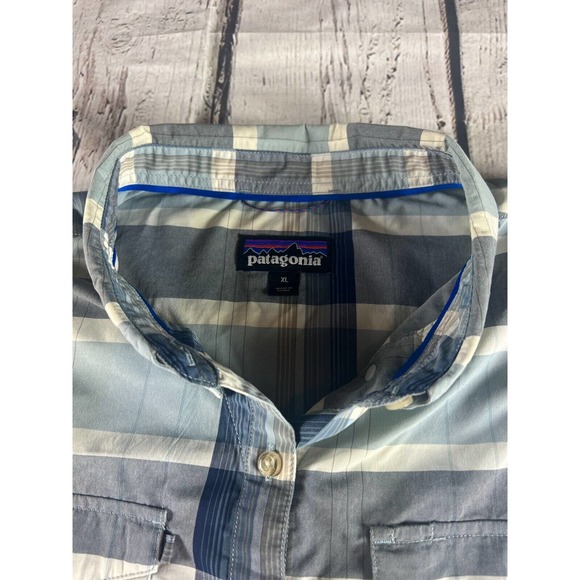 Patagonia Button Down Blue Mens XL Shirt - Picture 3 of 5